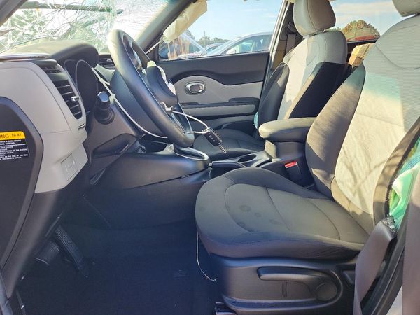 2015 KIA SOUL GL(Middle-low grade)