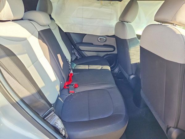 2015 KIA SOUL GL(Middle-low grade)