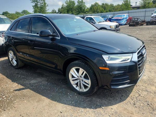 2016 AUDI Q3 quattro Premium Plus