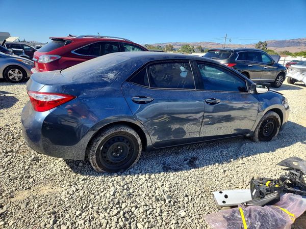 2016 TOYOTA COROLLA