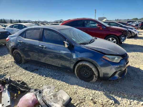 2016 TOYOTA COROLLA