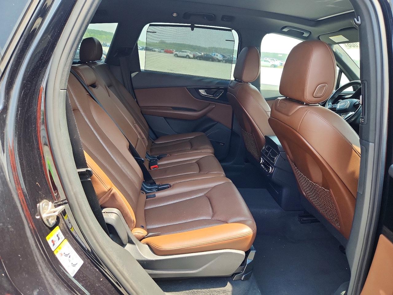 2017 AUDI Q7 quattro Prestige