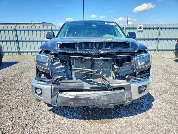 2021 TOYOTA TUNDRA SR5 grade