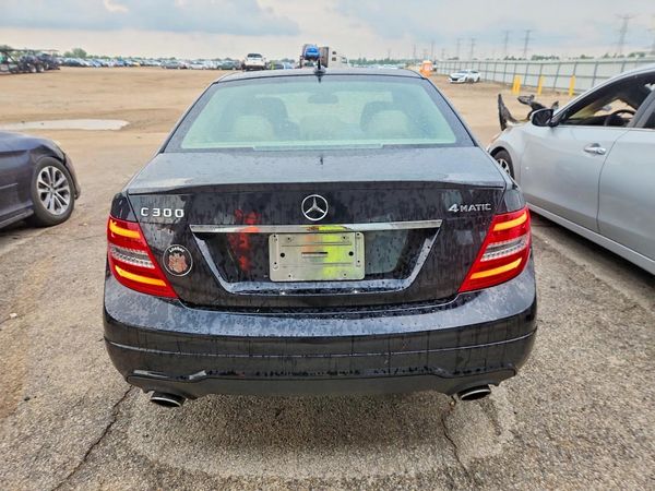 2014 MERCEDES-BENZ C C300 4 MATIC