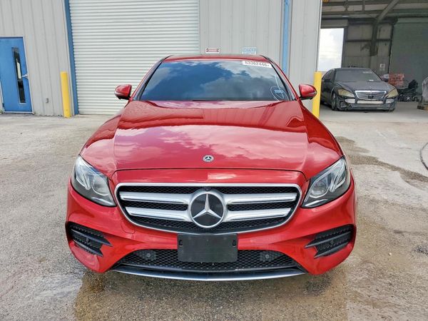 2019 MERCEDES-BENZ E E300