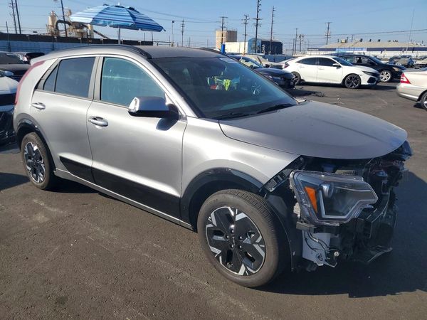 2025 KIA NIRO Wind