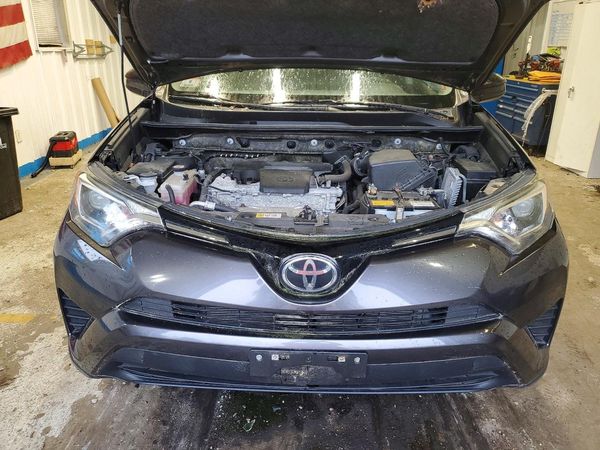 2017 TOYOTA RAV4 LE