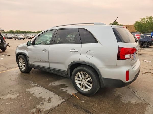 2015 KIA SORENTO GL