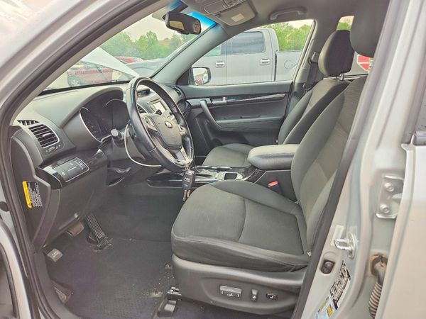 2015 KIA SORENTO GL