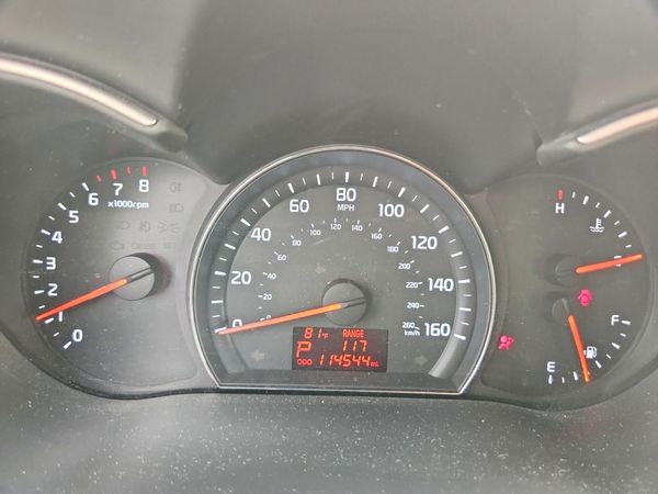 2015 KIA SORENTO GL