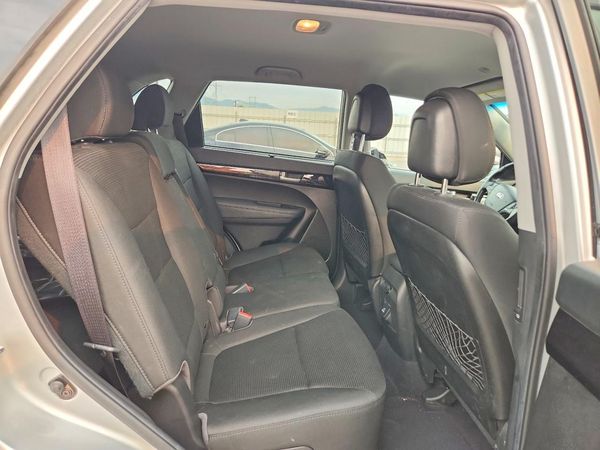 2015 KIA SORENTO GL