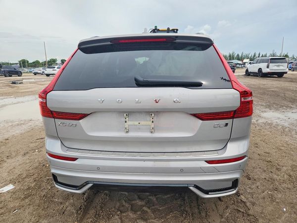 2025 VOLVO XC60