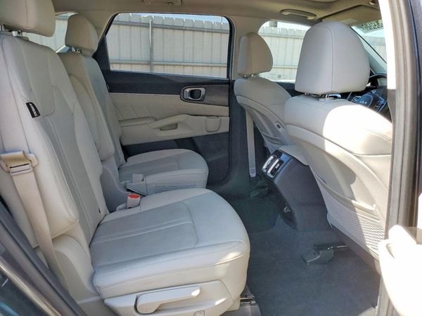 2024 KIA SORENTO