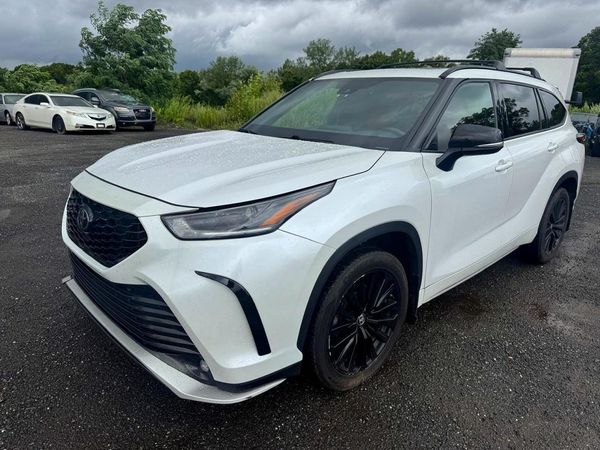 2024 TOYOTA HIGHLANDER