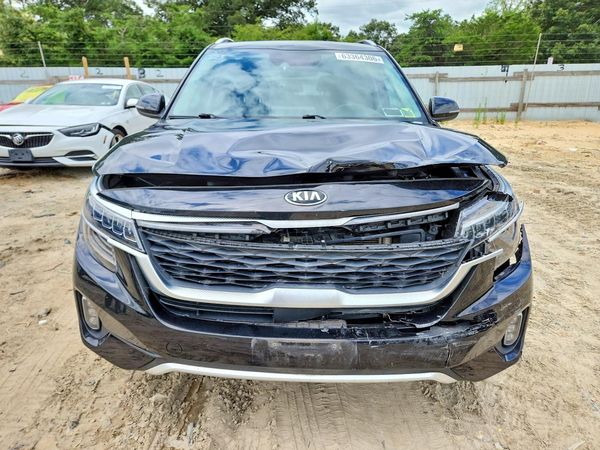 2021 KIA SELTOS SX