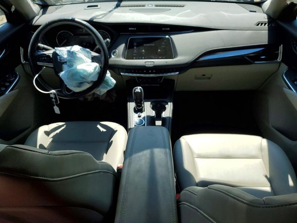 2021 CADILLAC XT4 Luxury