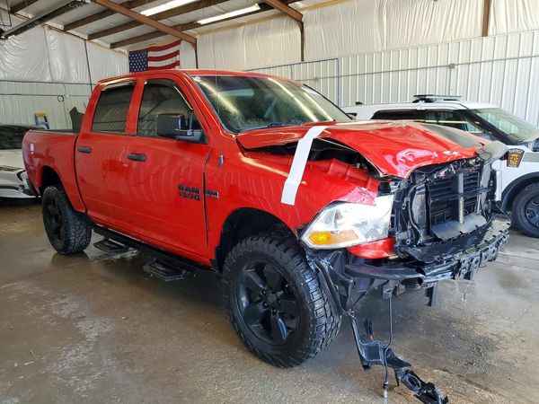 2015 RAM 1500 ST