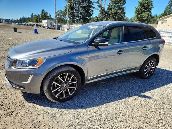 2017 VOLVO XC60 Dynamic