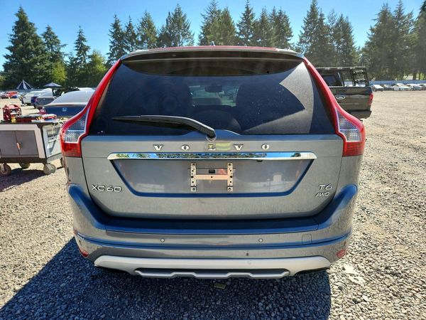 2017 VOLVO XC60 Dynamic
