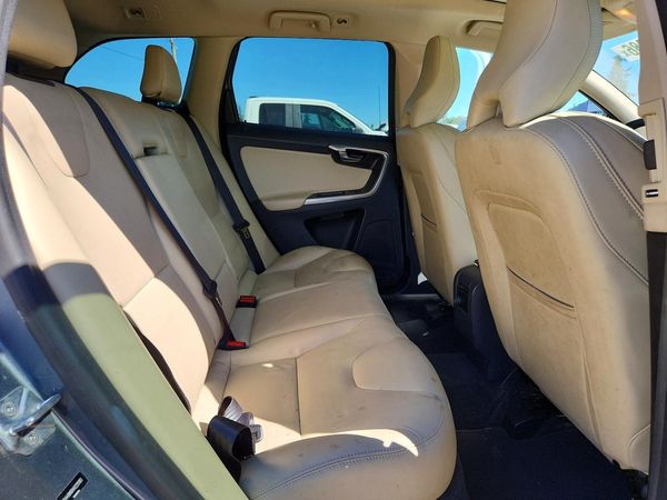 2017 VOLVO XC60 Dynamic