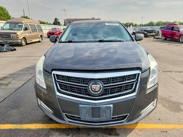 2014 CADILLAC XTS Platinum
