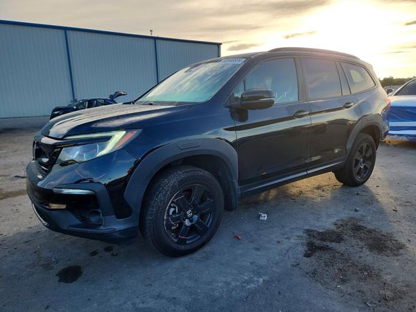 2022 HONDA PILOT TRAILSPORT — Front 3/4