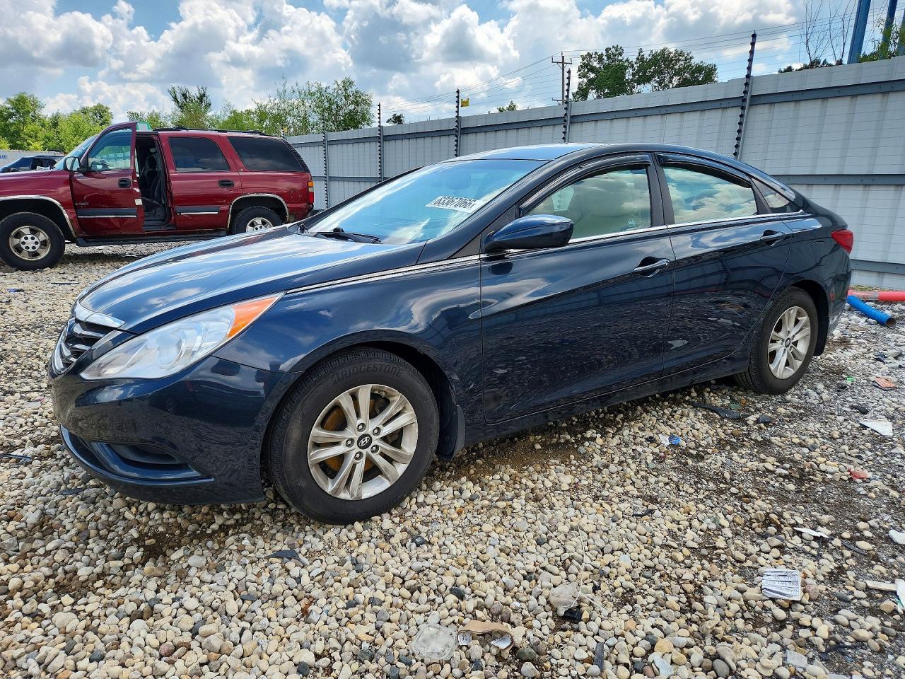 2012 HYUNDAI SONATA Middle-low level