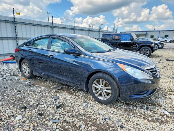 2012 HYUNDAI SONATA Middle-low level