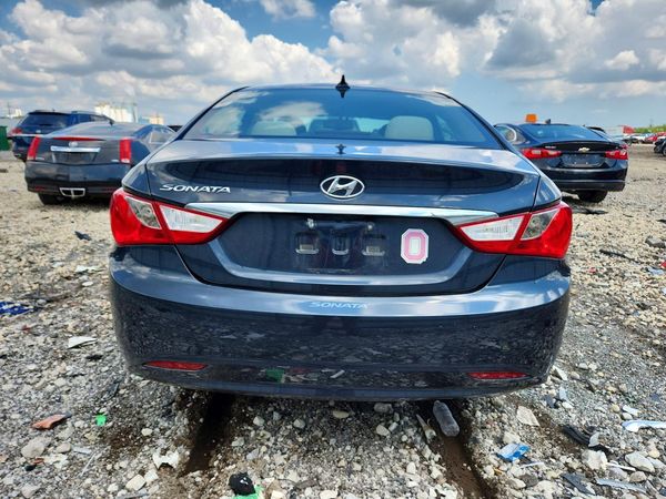 2012 HYUNDAI SONATA Middle-low level