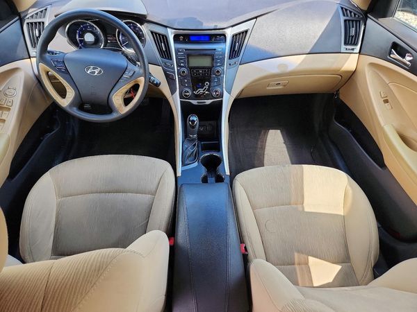 2012 HYUNDAI SONATA Middle-low level
