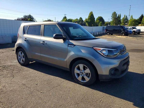 2017 KIA SOUL Base