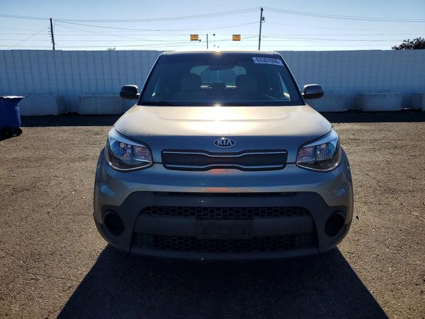 2017 KIA SOUL Base