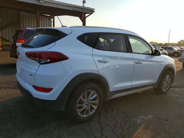 2017 HYUNDAI TUCSON