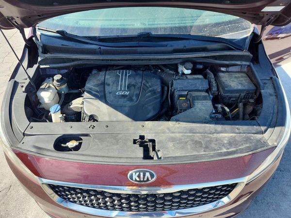 2017 KIA SEDONA LX