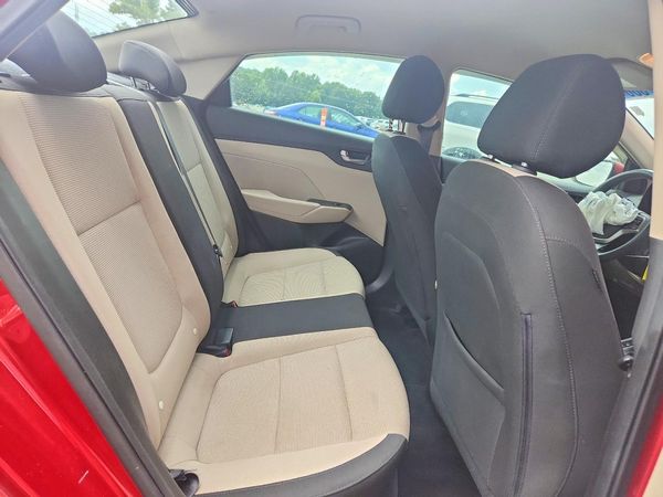 2018 HYUNDAI ACCENT SE and SEL