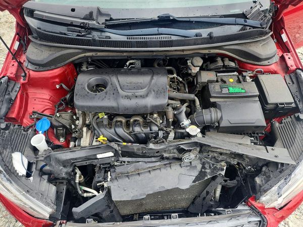 2018 HYUNDAI ACCENT SE and SEL
