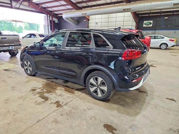 2017 KIA NIRO FE / LX / LX Tech