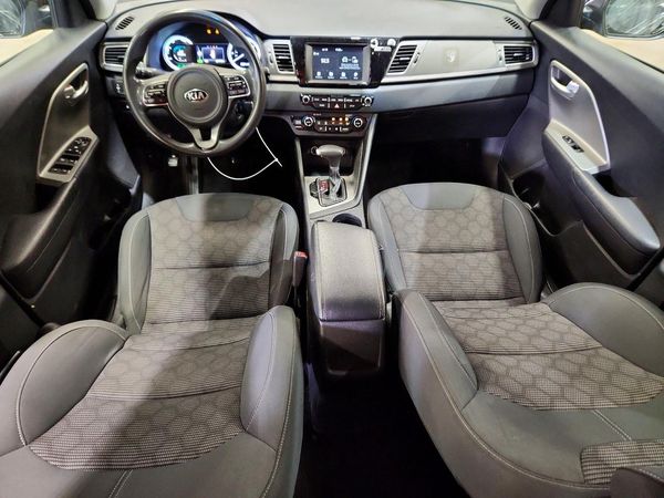 2017 KIA NIRO FE / LX / LX Tech