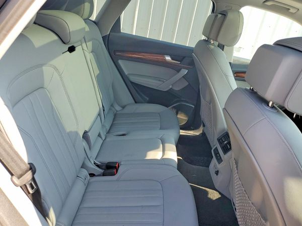 2022 AUDI Q5