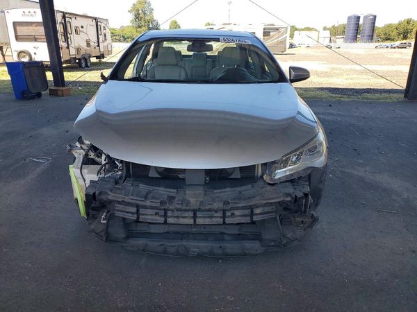 2017 TOYOTA CAMRY XLE/XSE