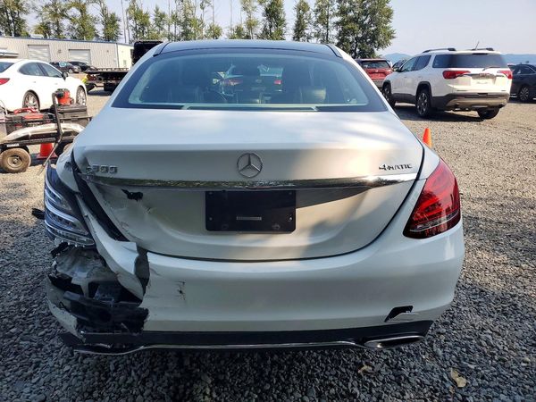 2015 MERCEDES-BENZ C 4-MATIC