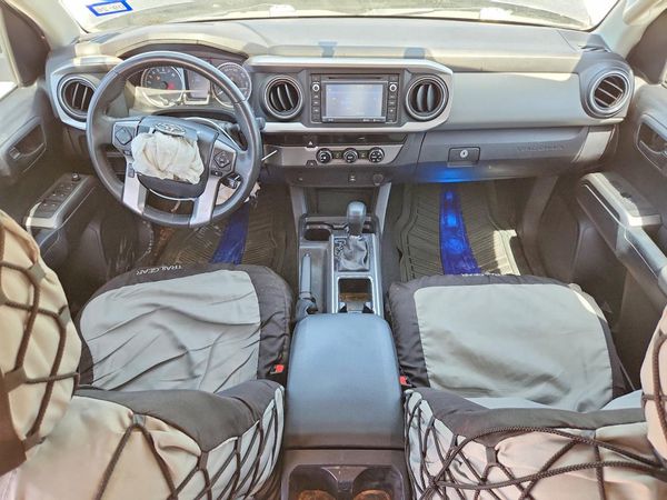 2017 TOYOTA TACOMA