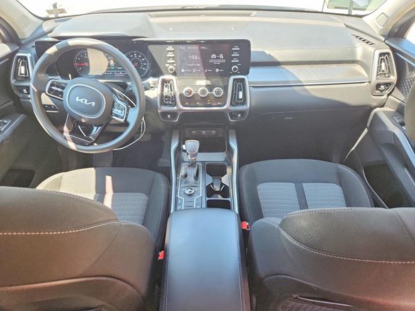 2022 KIA SORENTO LX