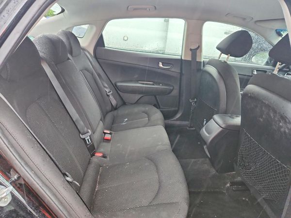 2019 KIA OPTIMA LX, S