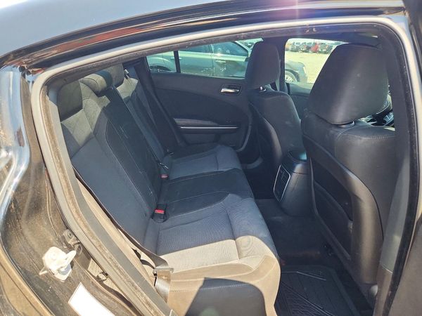 2015 DODGE CHARGER SXT