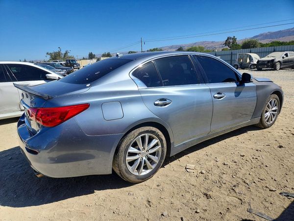 2017 INFINITI Q50