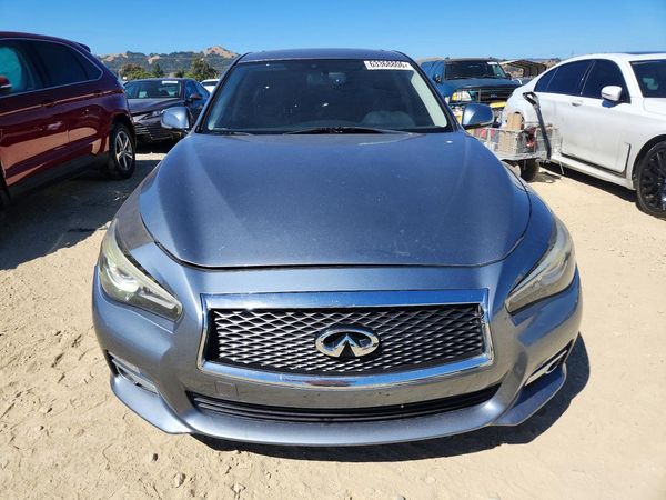 2017 INFINITI Q50