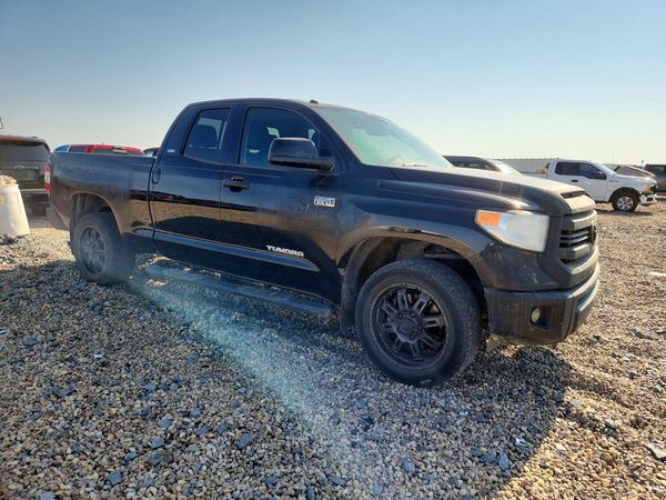 2016 TOYOTA TUNDRA