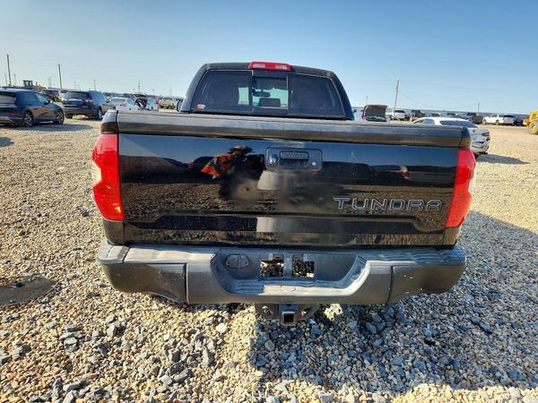 2016 TOYOTA TUNDRA
