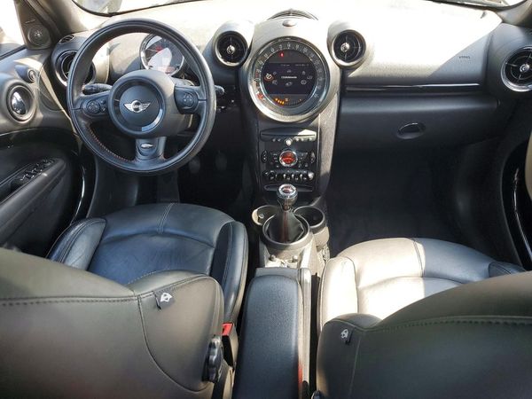 2016 MINI COOPER